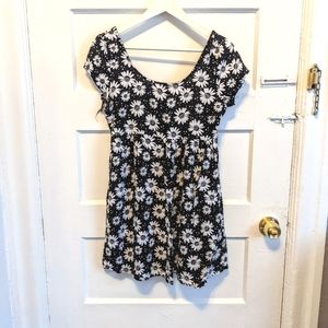 short sleeve flower print mini dress